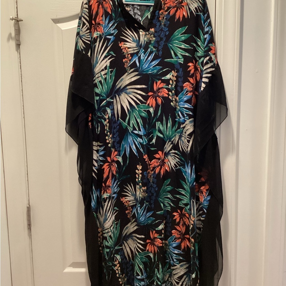 Vibrant Tropical Print V Neck Black Kaftan With 17.75 inches Slits on Both Sides